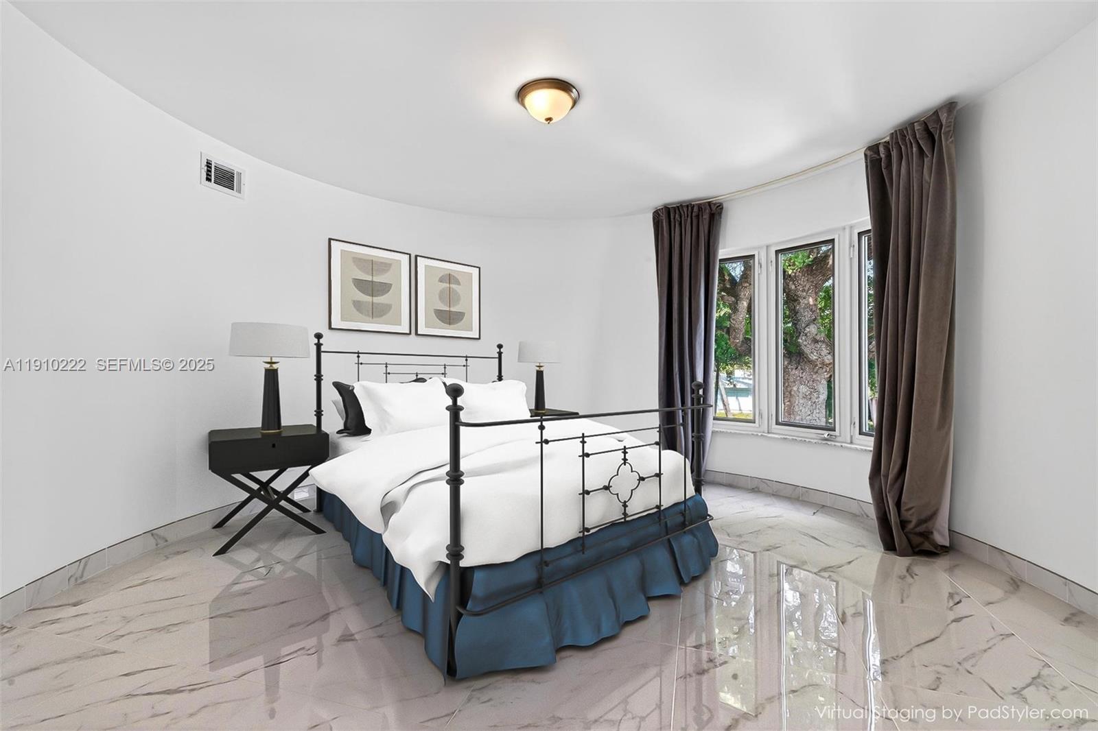 HILLSBORO SHORES SEC - Residential