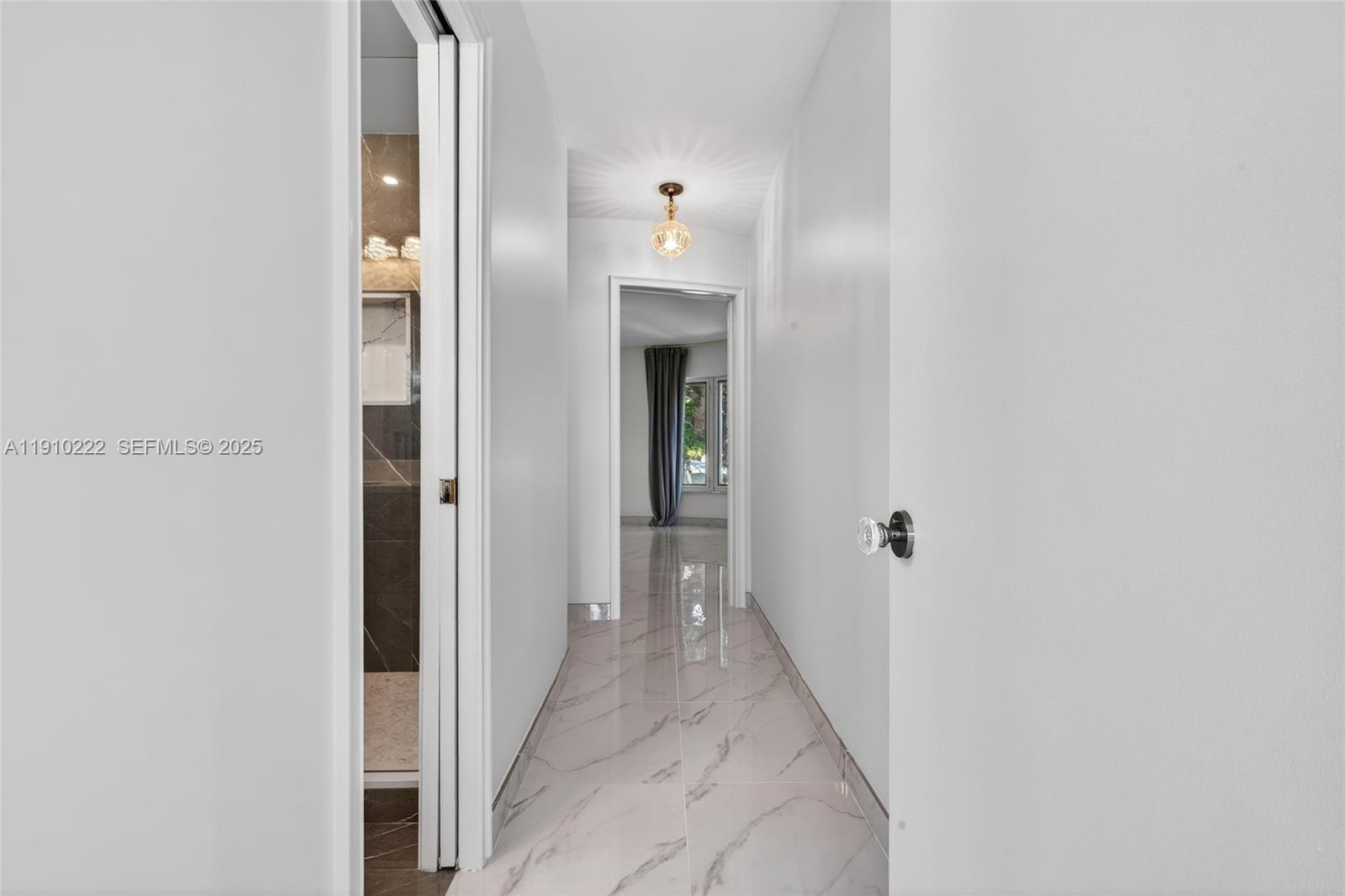 HILLSBORO SHORES SEC - Residential