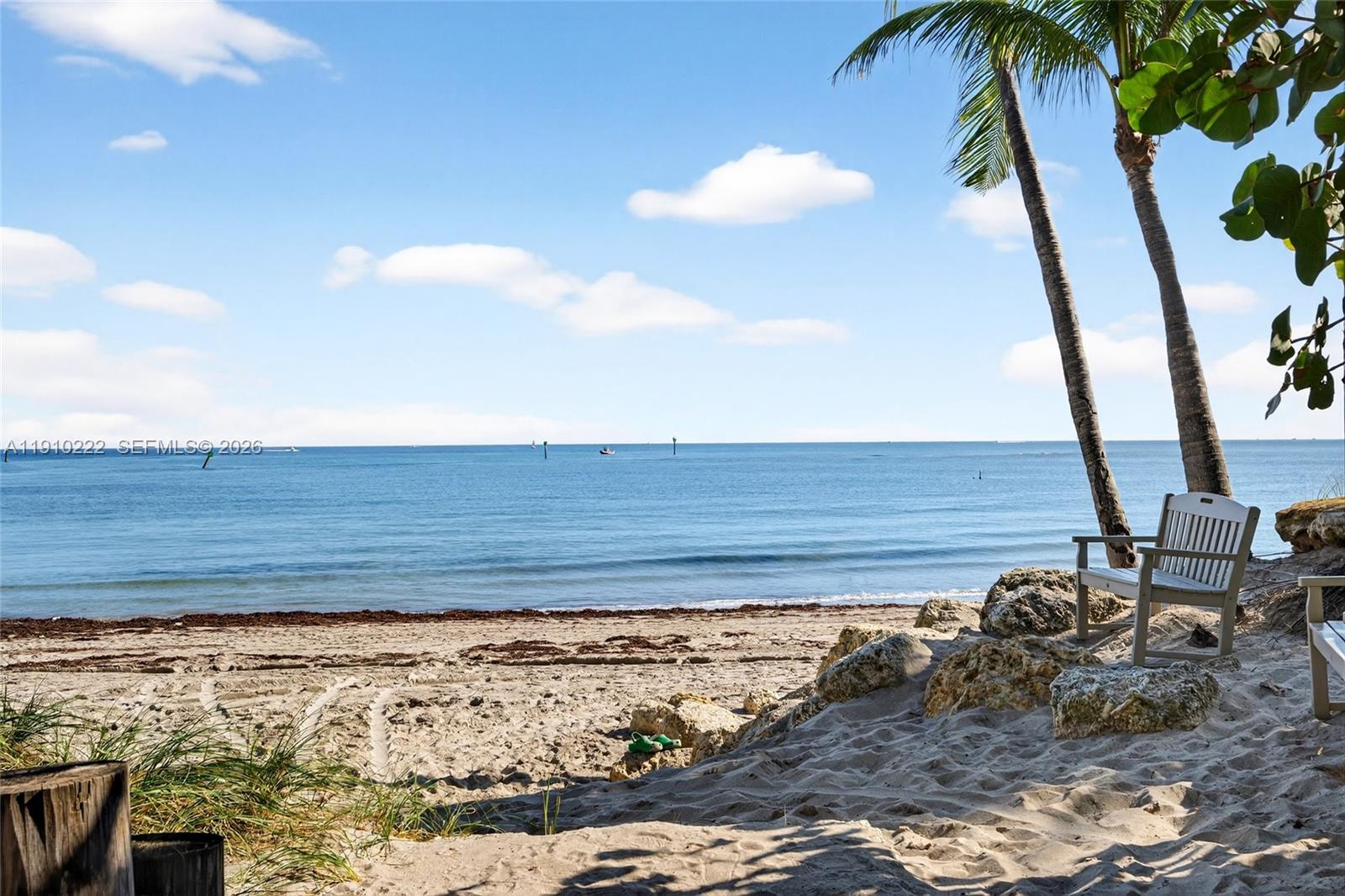 HILLSBORO SHORES SEC - Residential