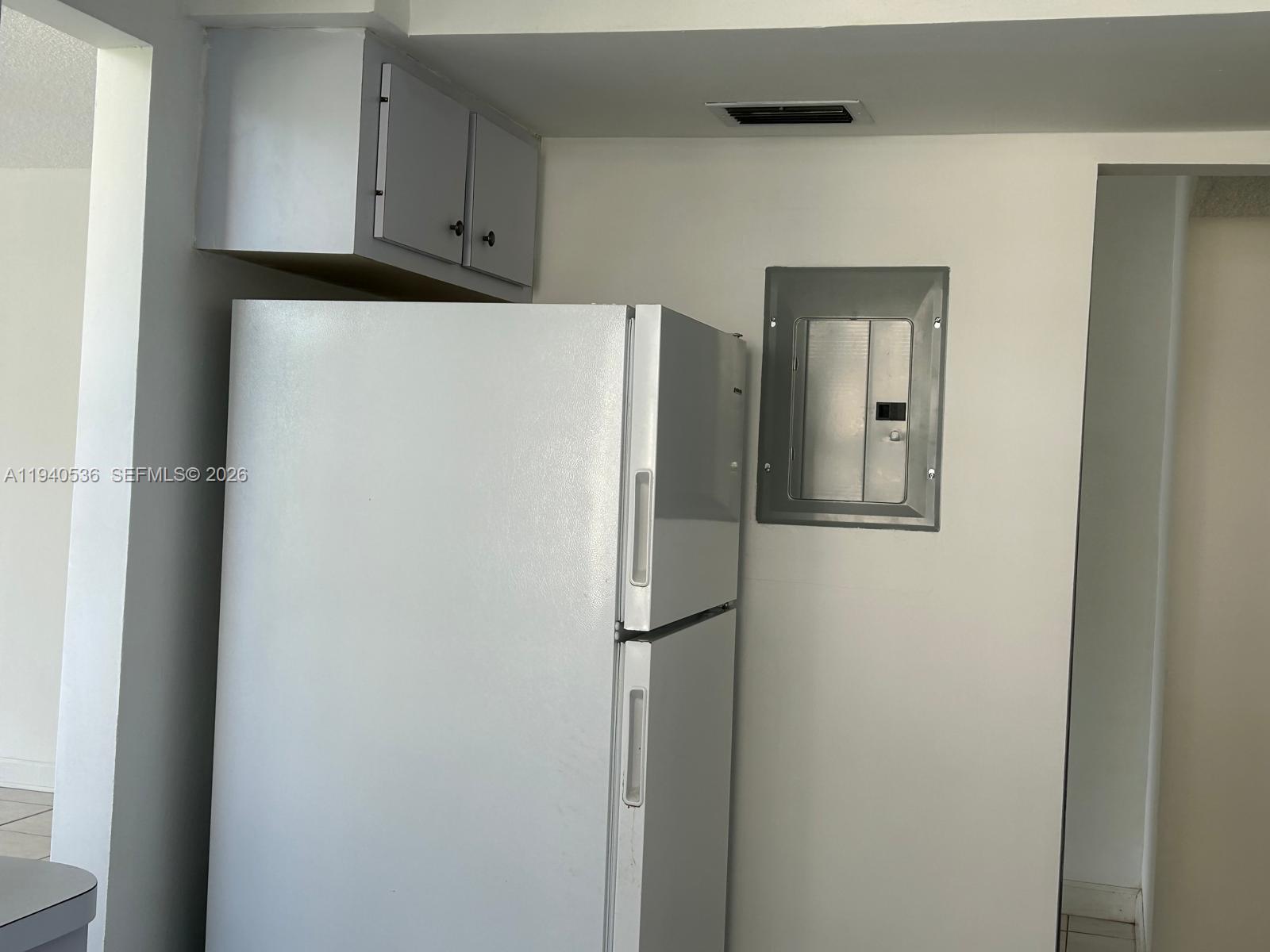 CONDOMINIUM 7 OF ENVIRON - Residential