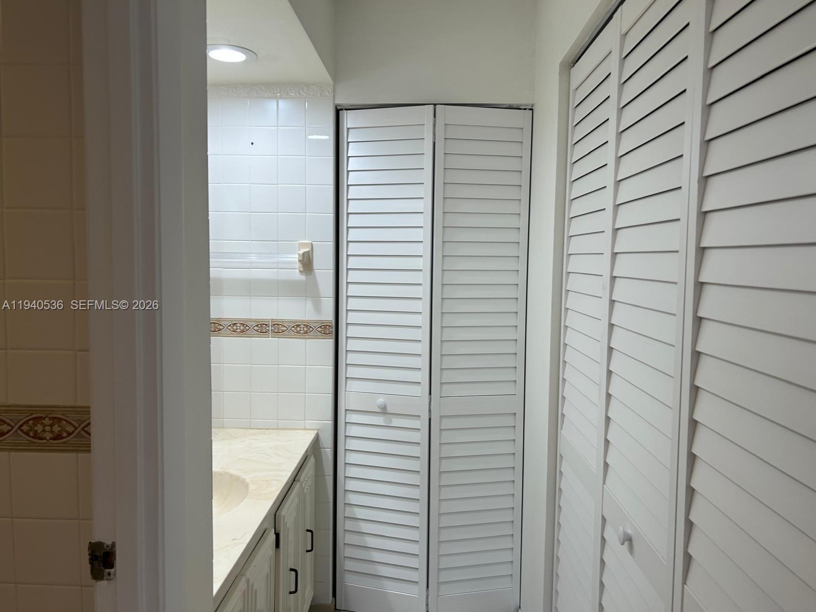 CONDOMINIUM 7 OF ENVIRON - Residential