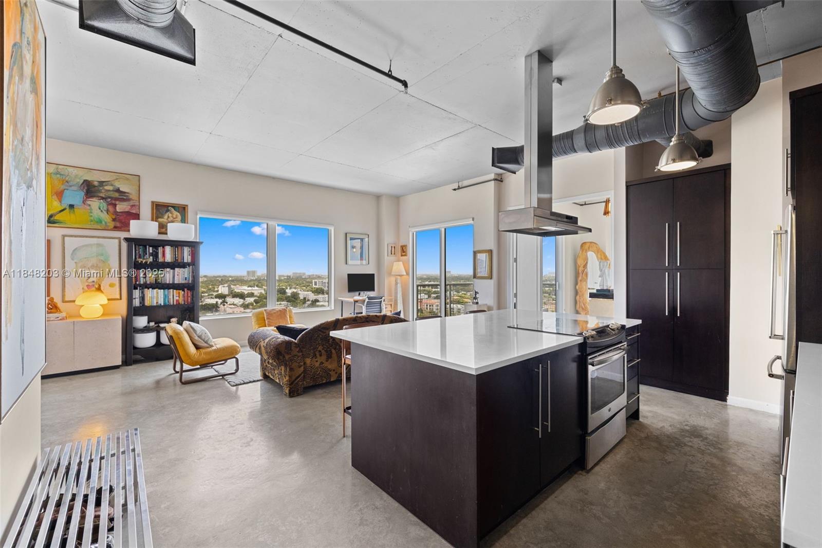 NEO CONDO - Residential