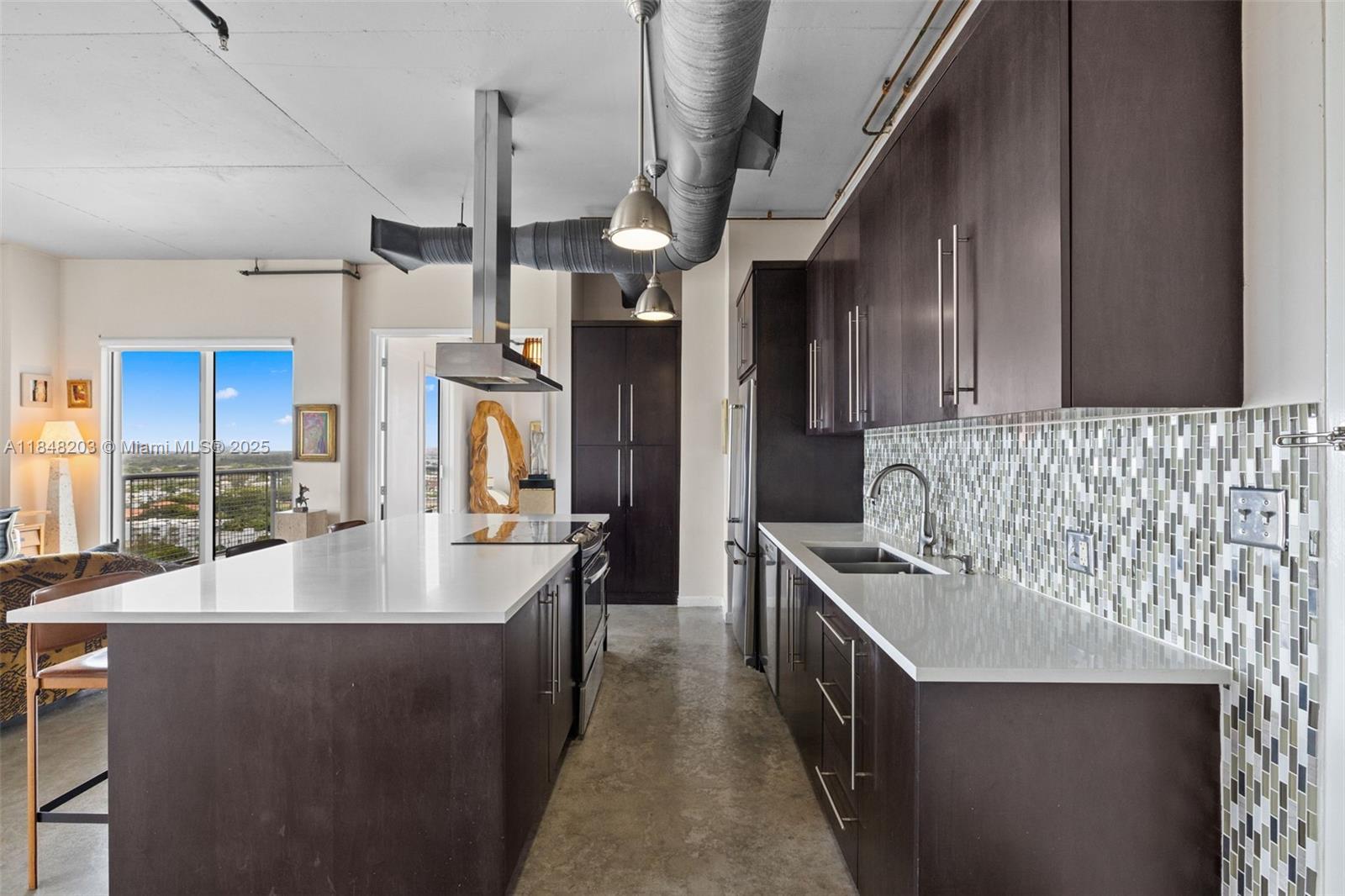 NEO CONDO - Residential