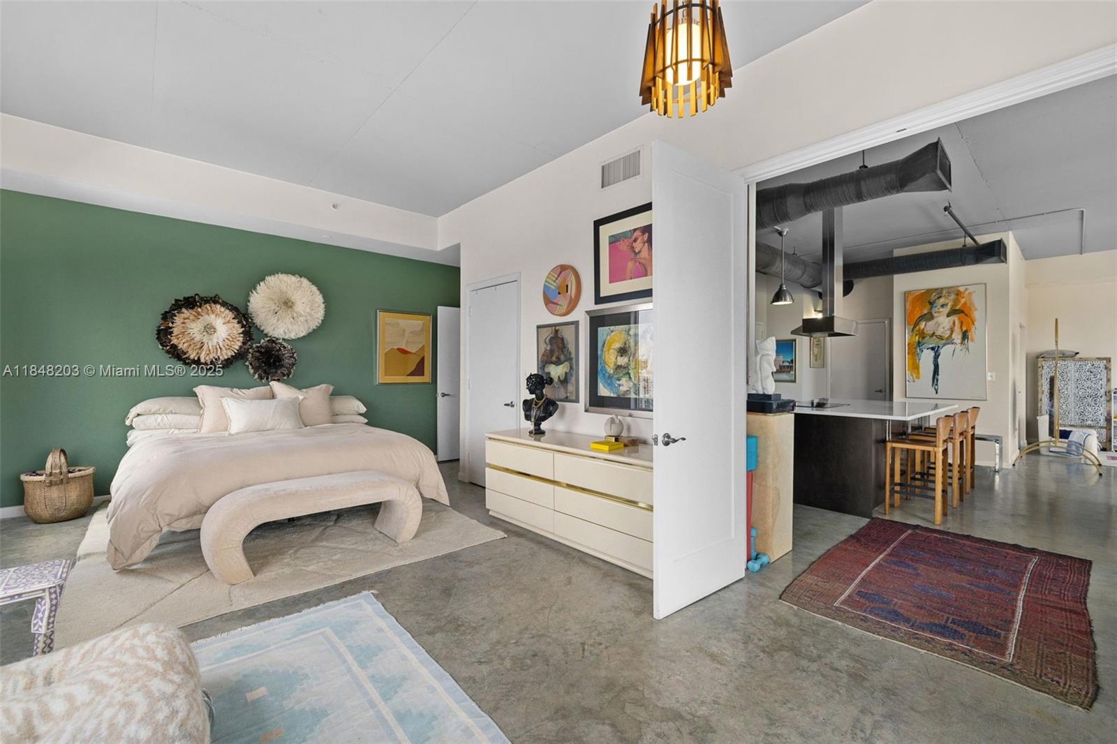 NEO CONDO - Residential