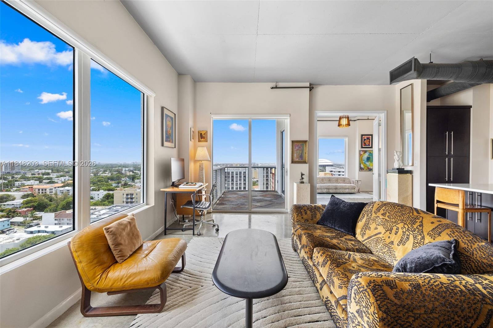 NEO CONDO - Residential