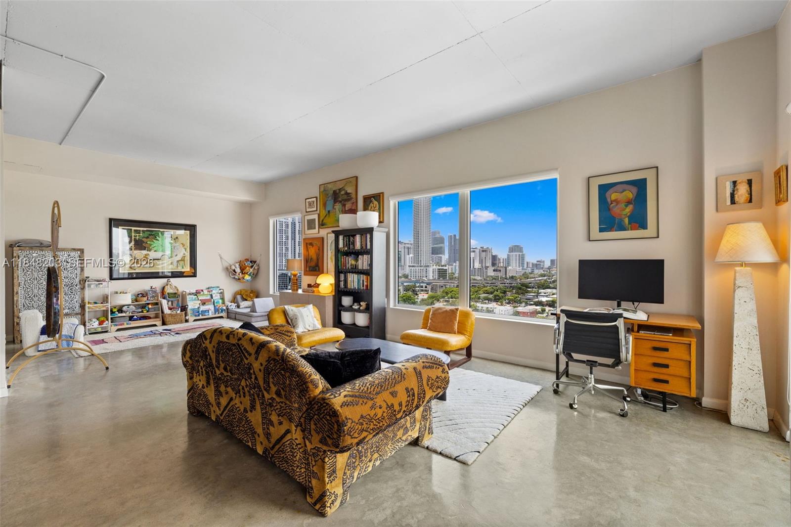 NEO CONDO - Residential