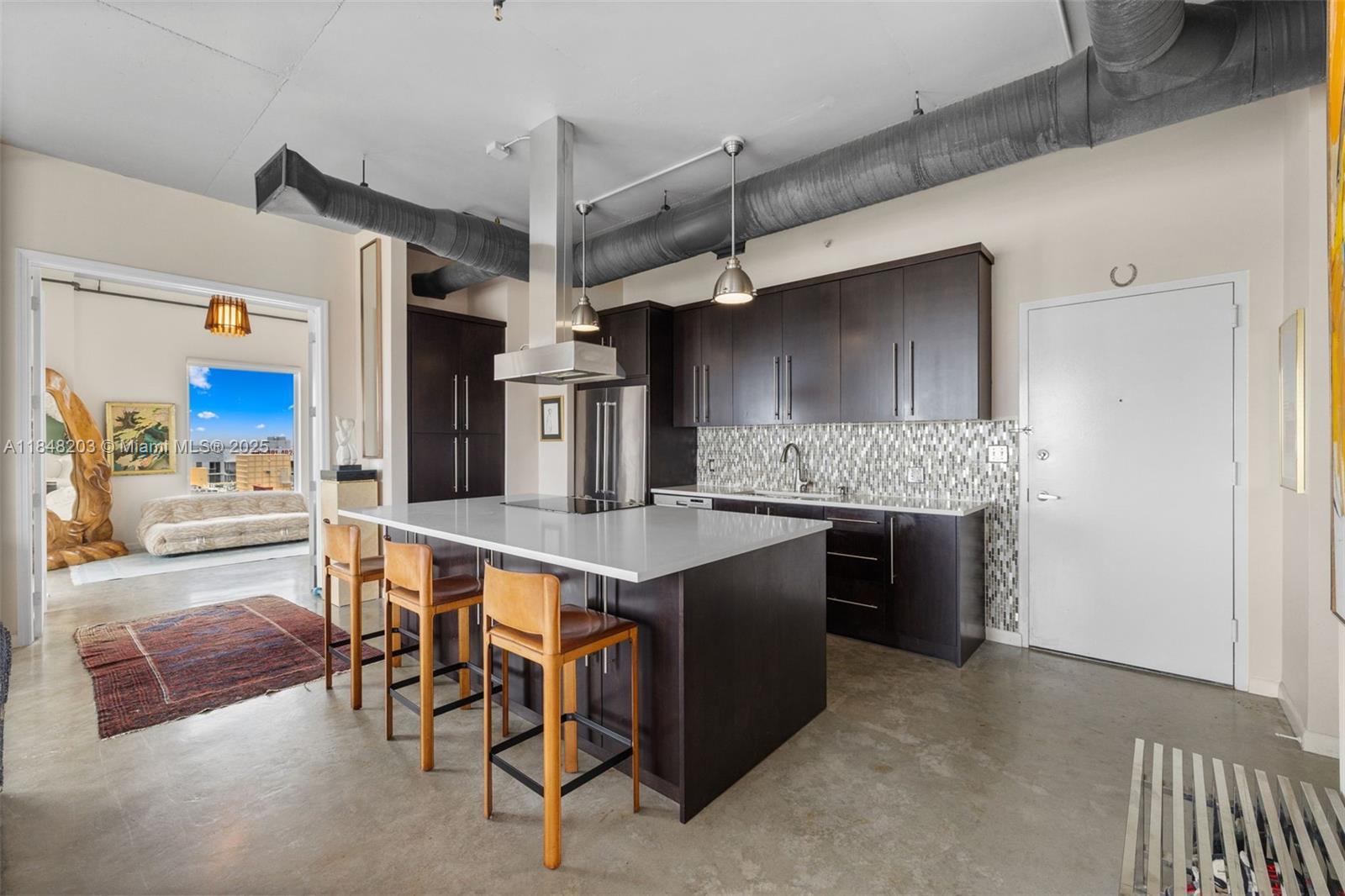 NEO CONDO - Residential