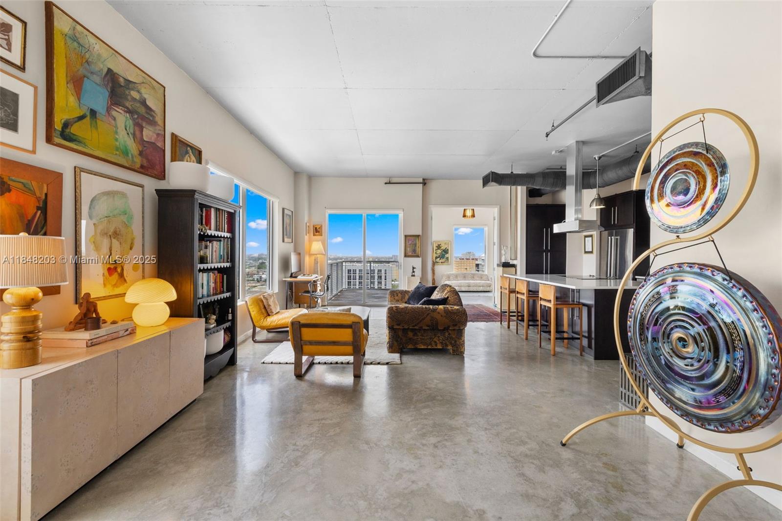 NEO CONDO - Residential