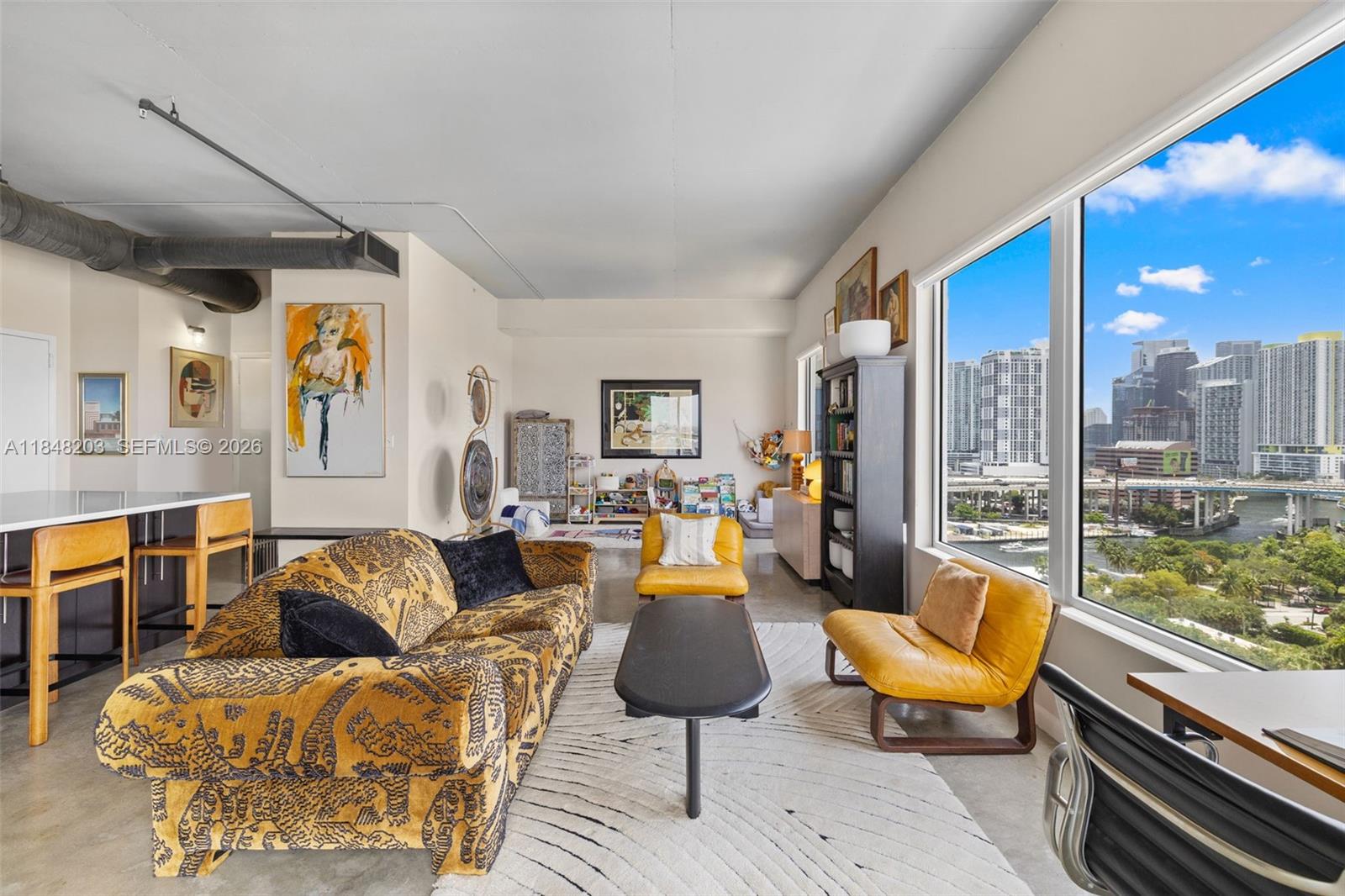 NEO CONDO - Residential