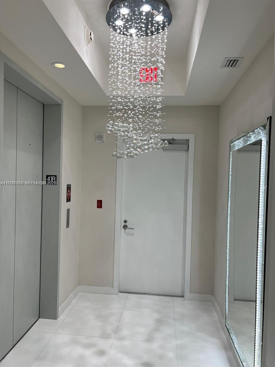 PARAMOUNT MIAMI WORLDCENT - Residential