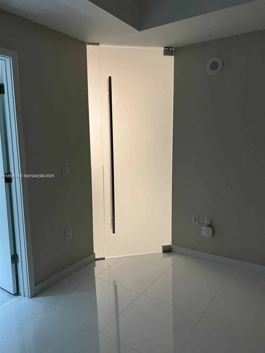 PARAMOUNT MIAMI WORLDCENT - Residential