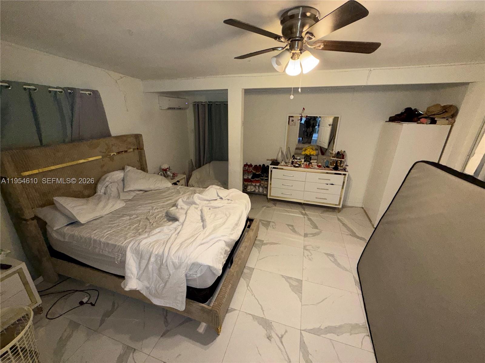 SANTA CLARA SUB - Residential Income