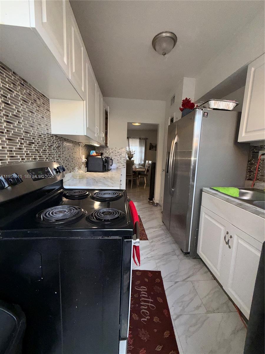 SANTA CLARA SUB - Residential Income