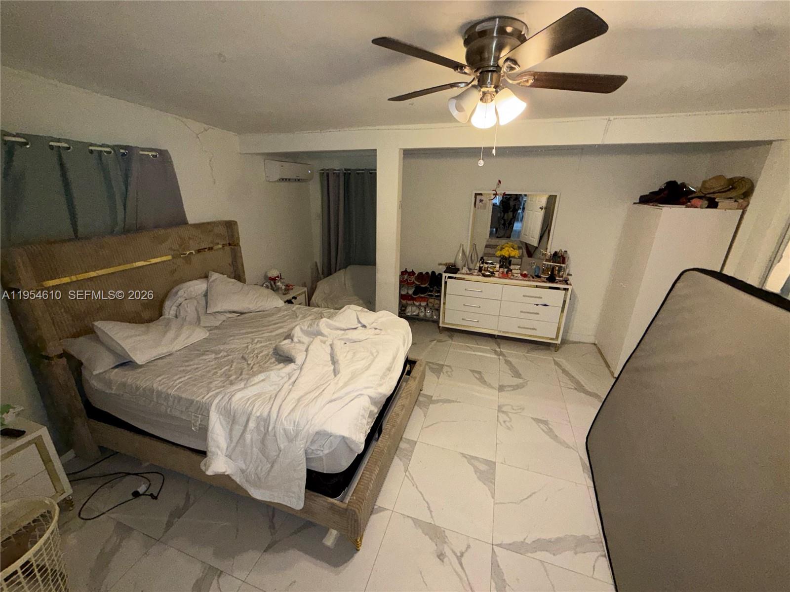 SANTA CLARA SUB - Residential Income