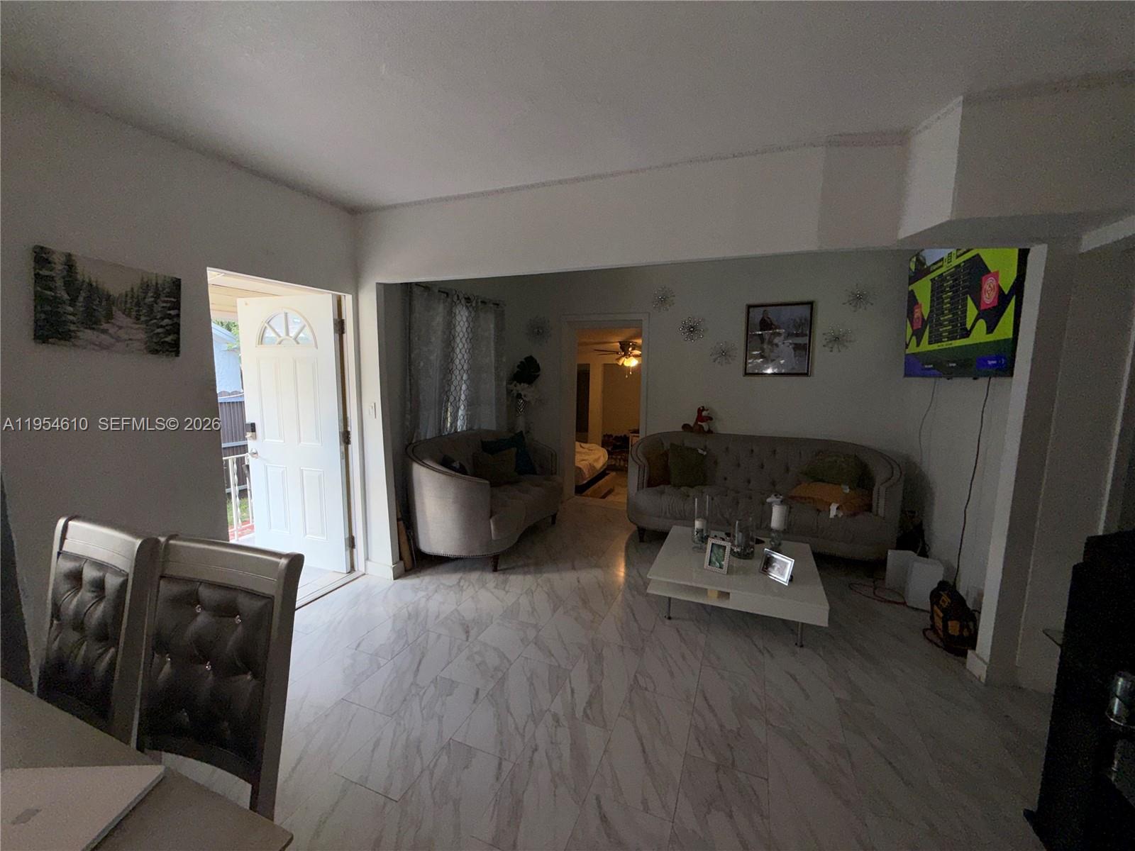 SANTA CLARA SUB - Residential Income