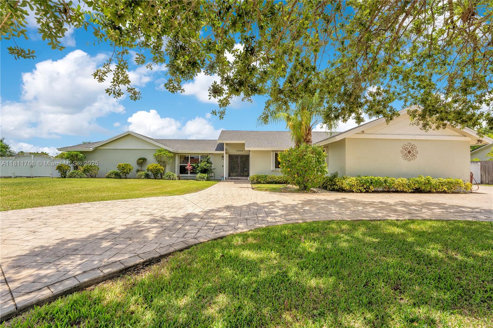 Rental Property at 15300 Sw 164th St, Miami, Broward County, Florida - Bedrooms: 4 
Bathrooms: 2  - $4,900 MO.