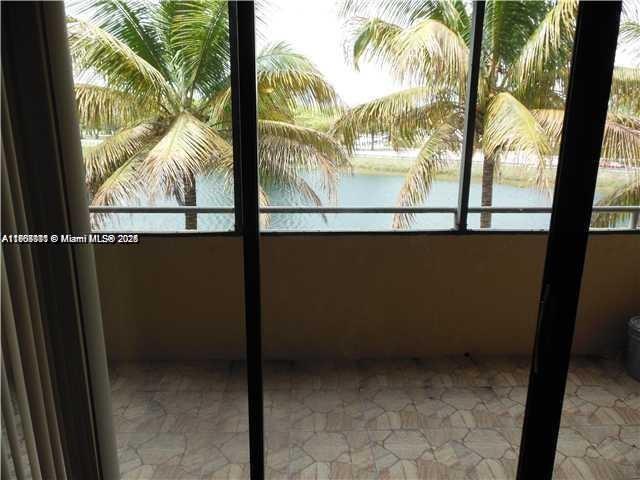 VERABELLA FALLS CONDO - Residential Lease