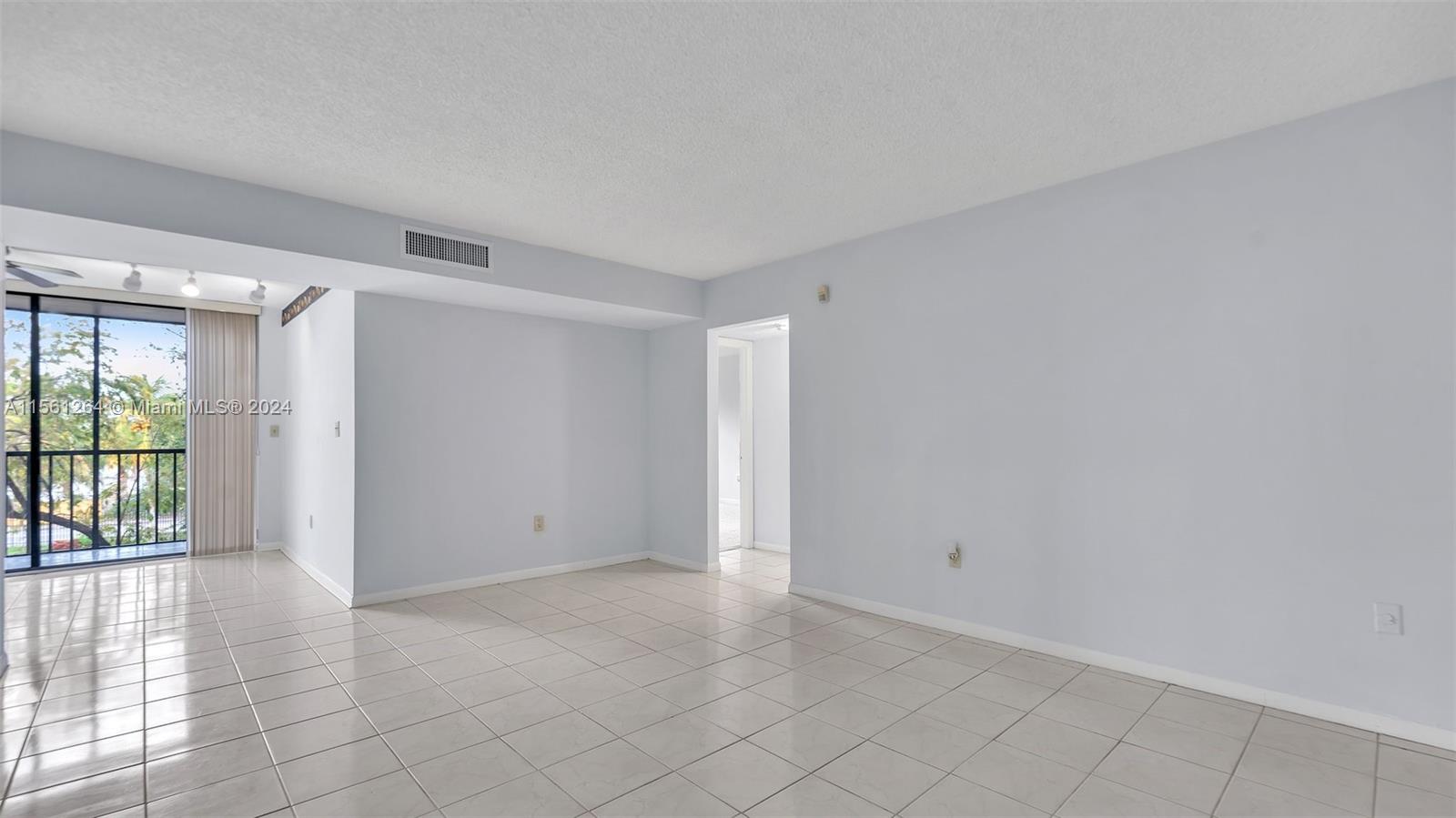 Property for Sale at 8500 Sw 133rd Ave Rd Rd 302, Miami, Broward County, Florida - Bedrooms: 3 
Bathrooms: 2  - $319,900
