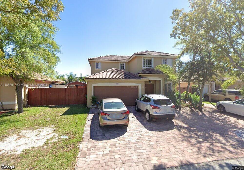 SPANISH LAKES - Residential