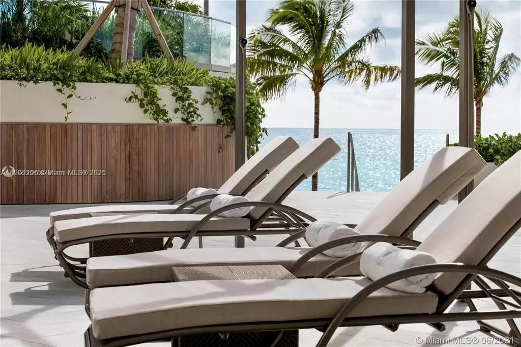 18975 COLLINS CONDO - Residential Lease