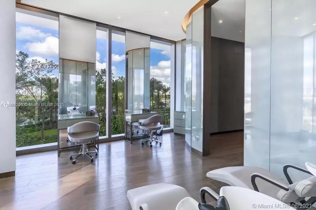 18975 COLLINS CONDO - Residential Lease