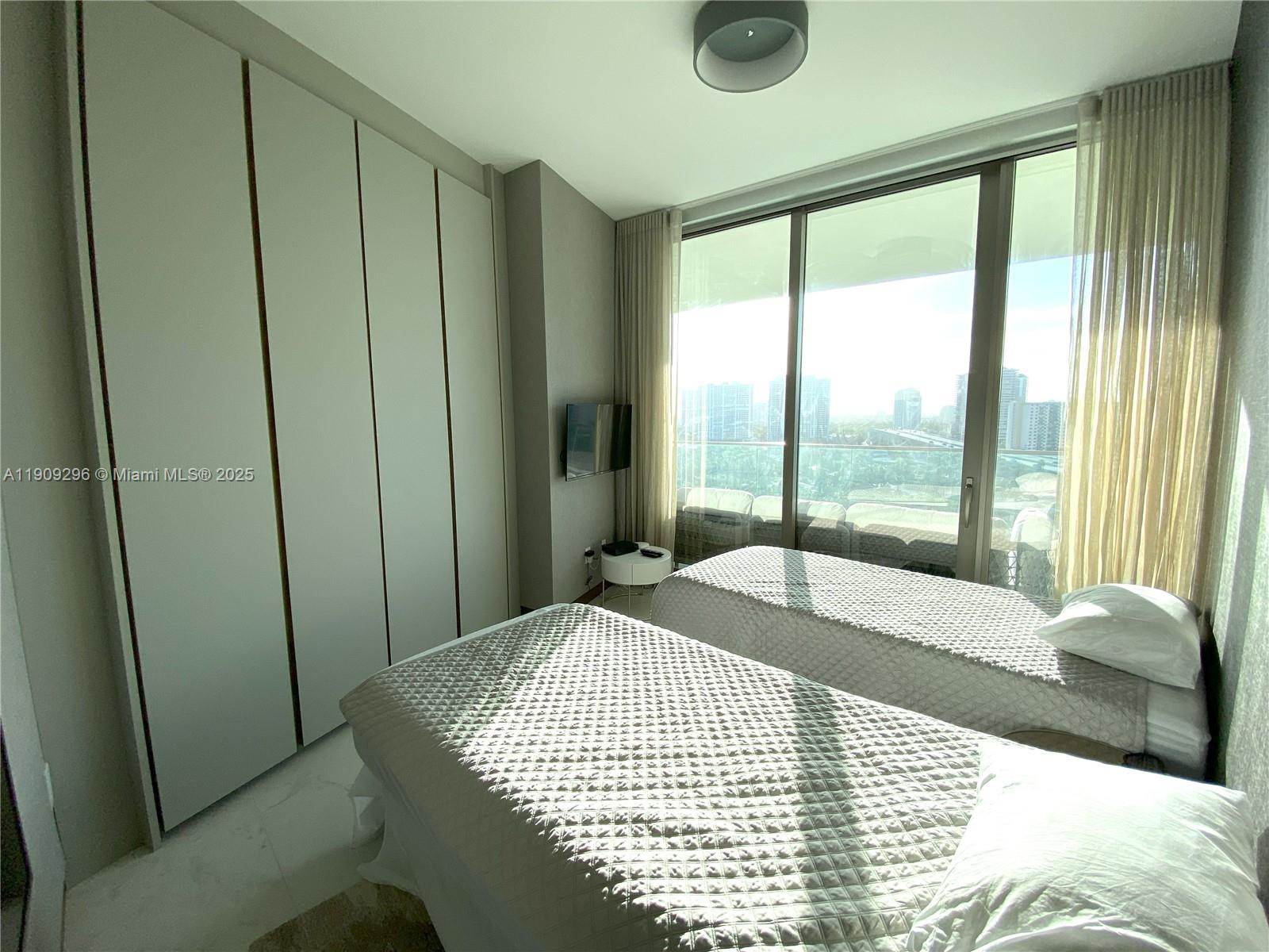 18975 COLLINS CONDO - Residential Lease