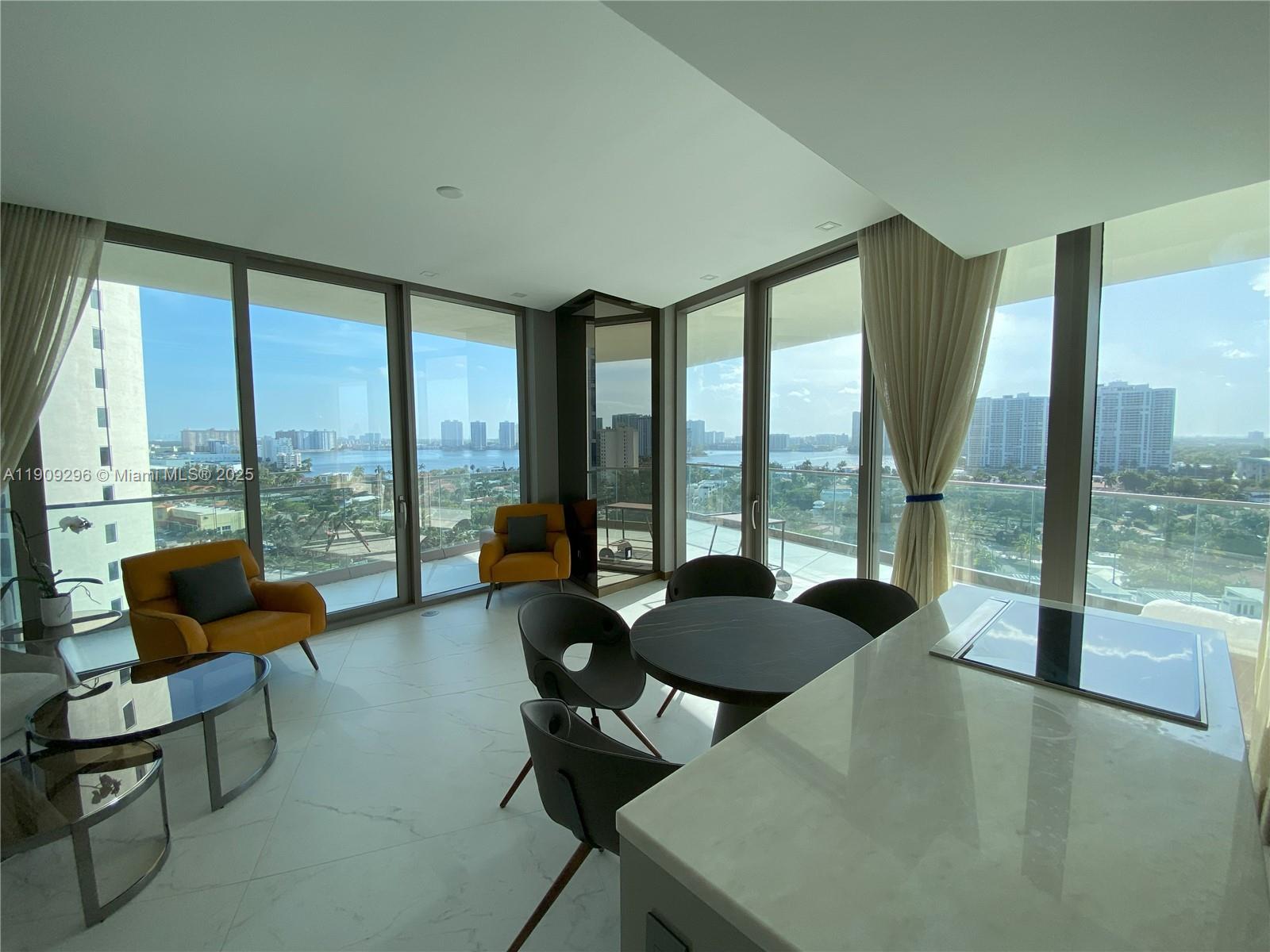 18975 Collins Ave 1005