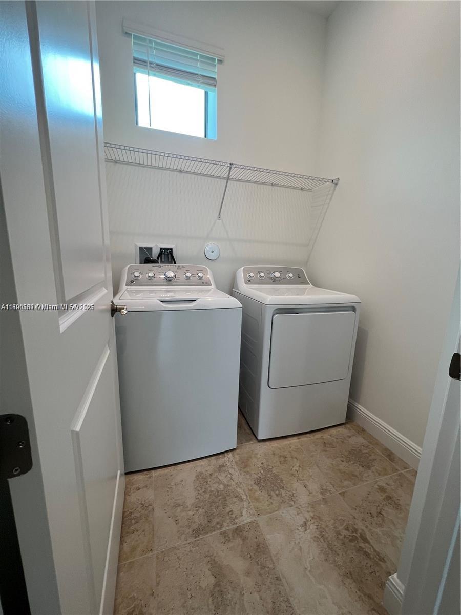 VERANO SOUTH PUD 1 - POD - Residential Lease