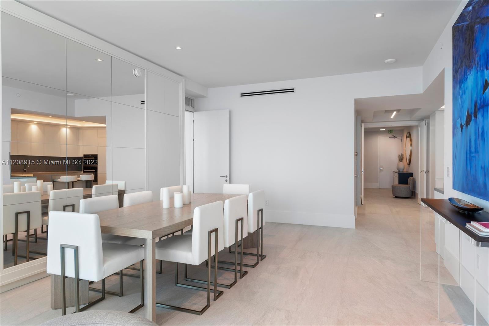 CONTINUUM ON SOUTH BEACH - Residential