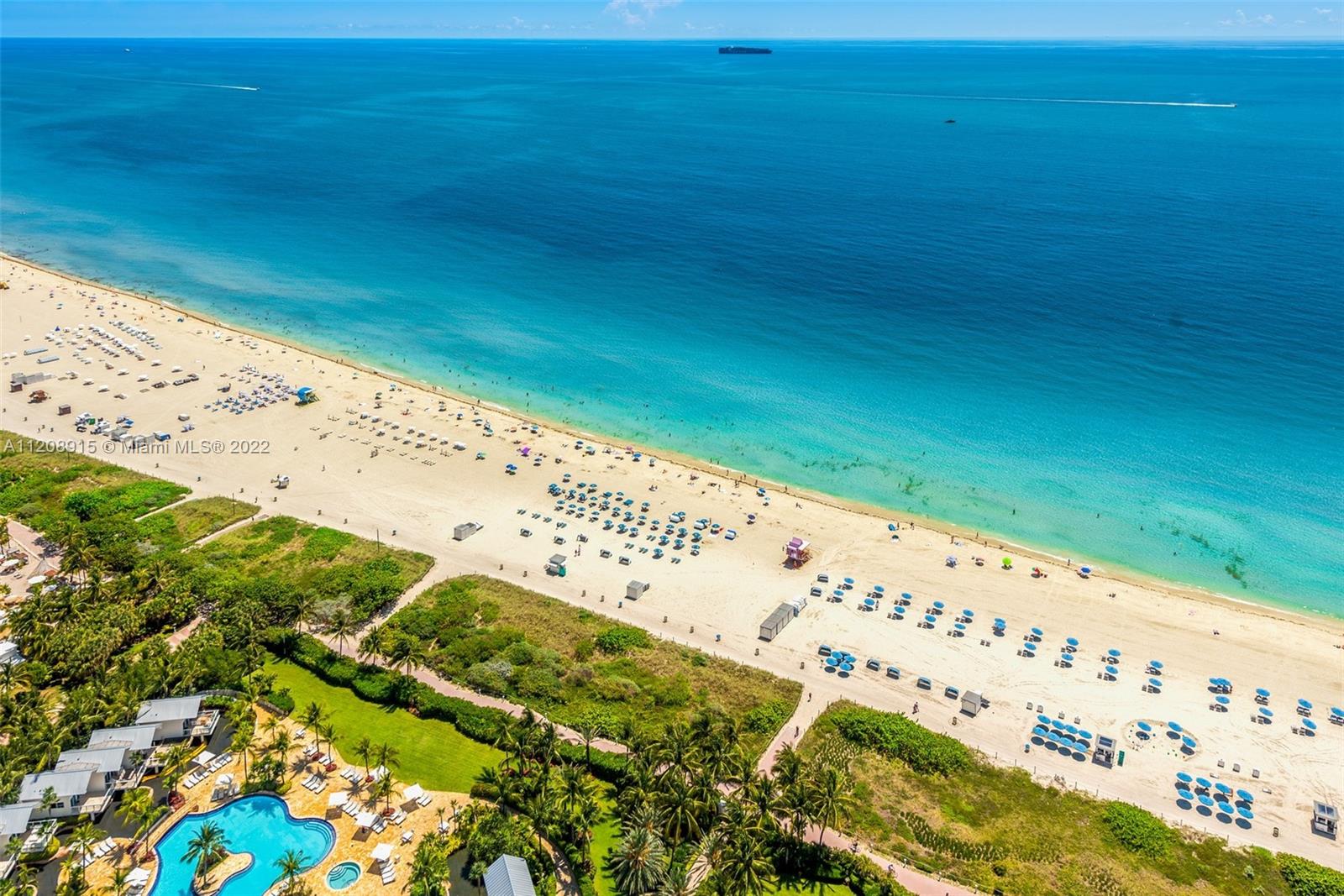 CONTINUUM ON SOUTH BEACH - Residential