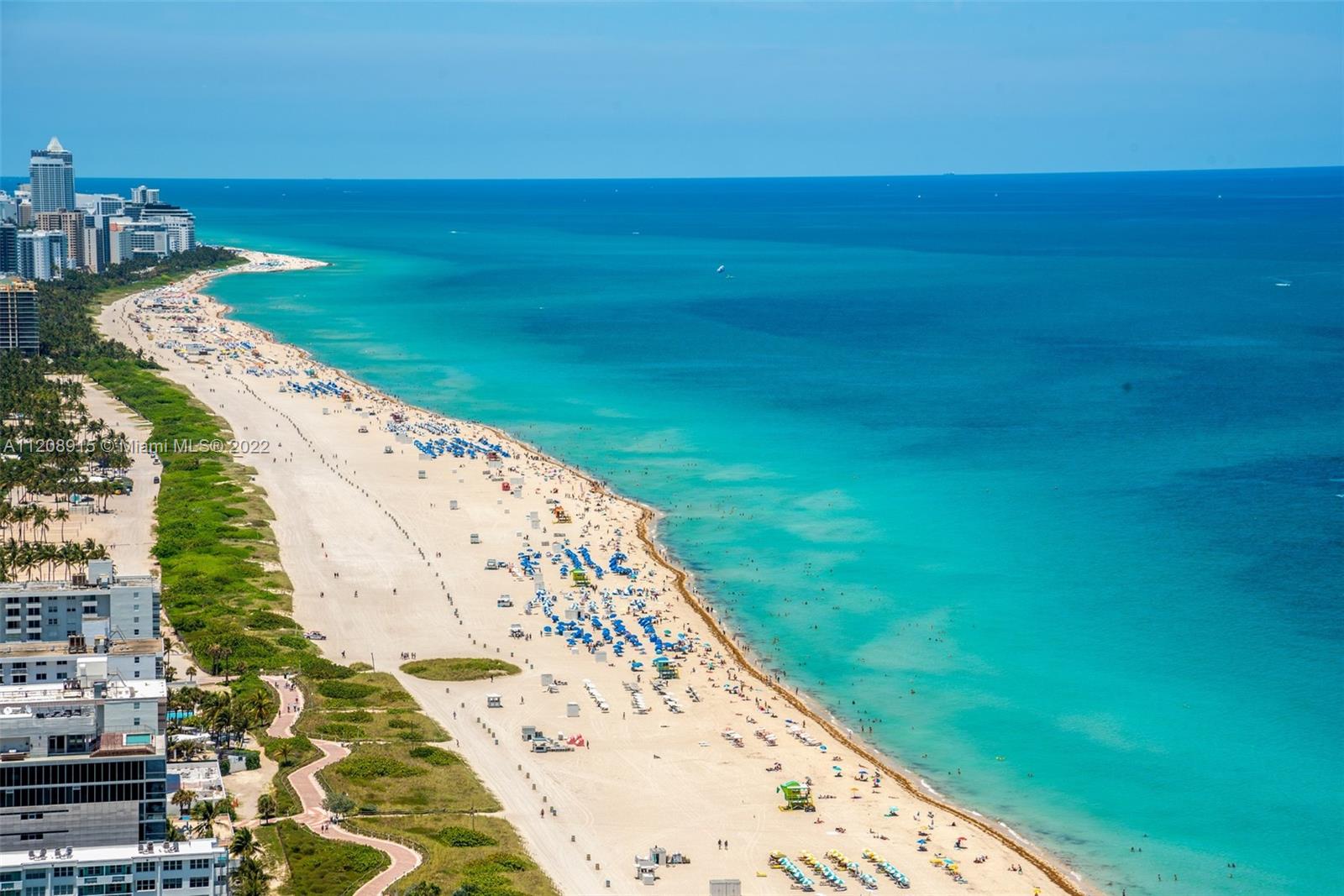 CONTINUUM ON SOUTH BEACH - Residential