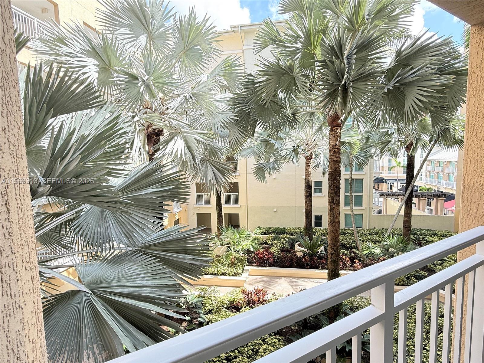 DOWNTOWN DADELAND CONDO N - Residential Lease