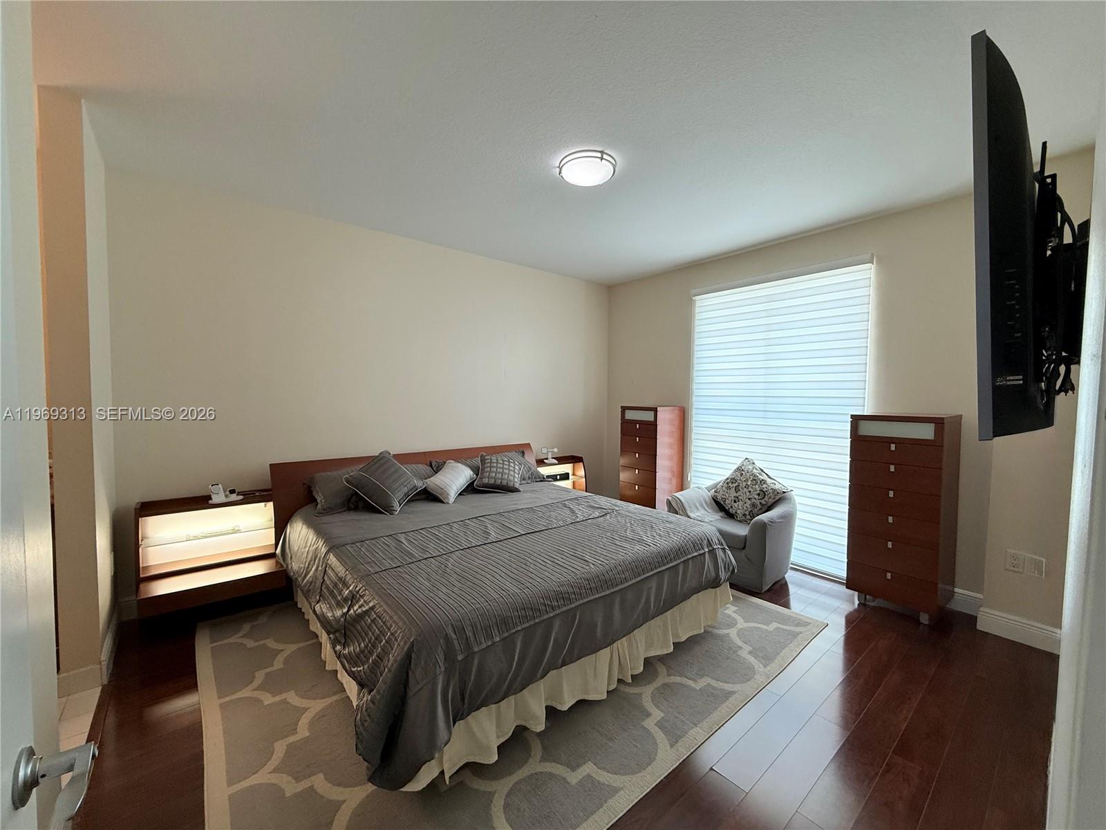 DOWNTOWN DADELAND CONDO N - Residential Lease