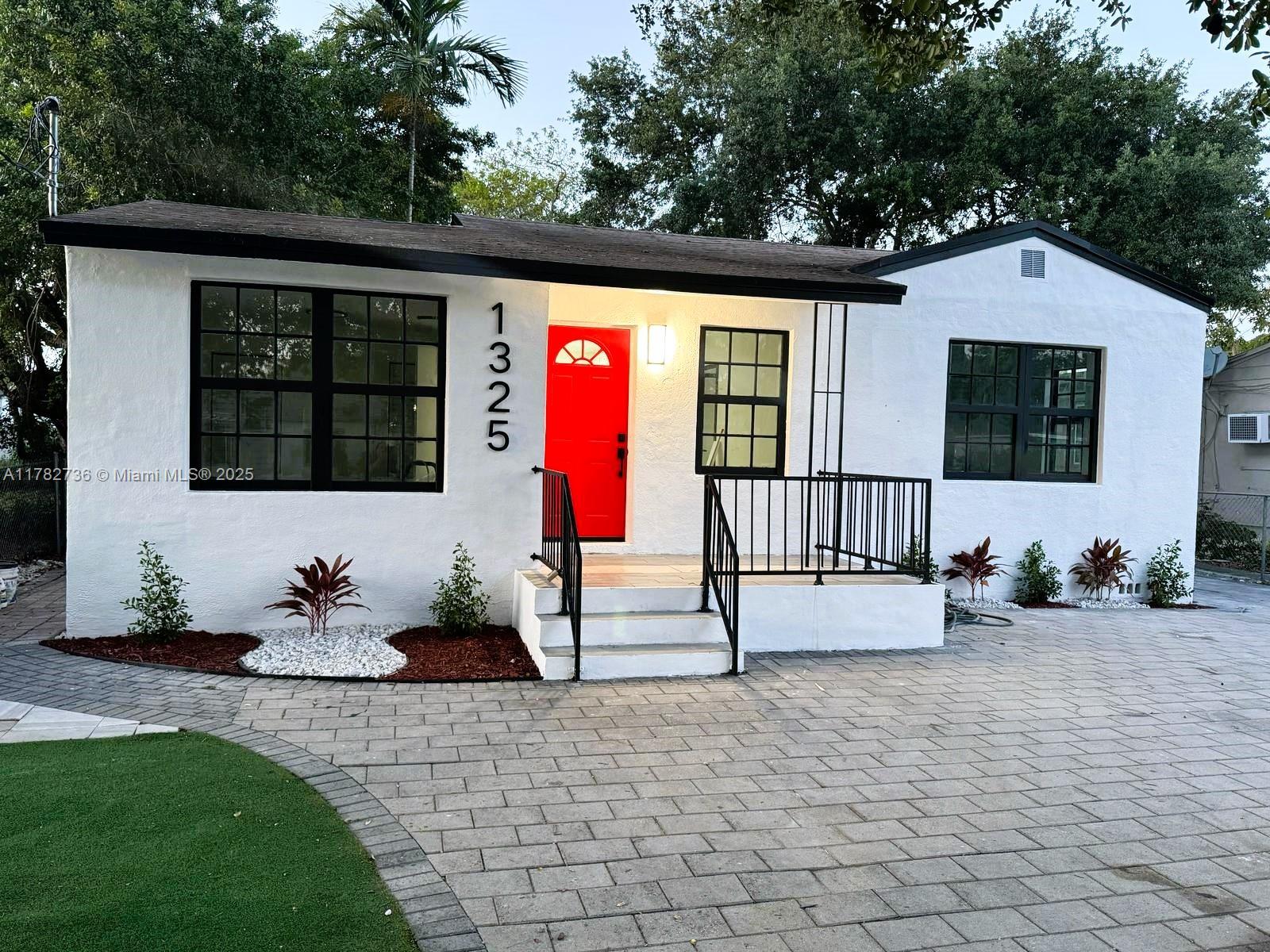 1325 NW 51st St