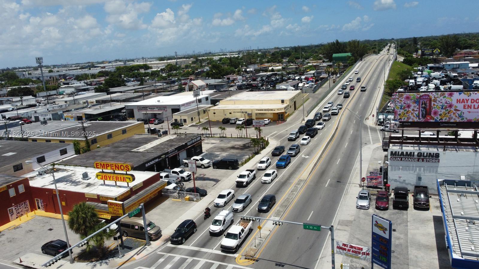 Immediate occupancy available!
Situated on East 49th Street, Hialeah’s busiest east–west commercial corridor. Estimated 34,000 daily vehicles, guaranteeing excellent exposure with Strong surrounding growth with multiple redevelopment projects underway. Zoned M-1 for flexible for automotive, retail, showroom, or light industrial uses. Includes two private offices, one bathroom, and a large showroom with high visibility frontage.