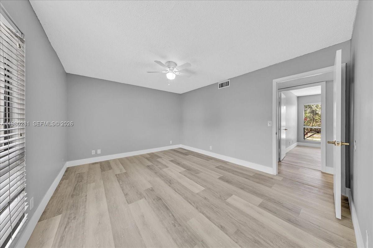 CROSS CREEK CONDO - Residential Lease