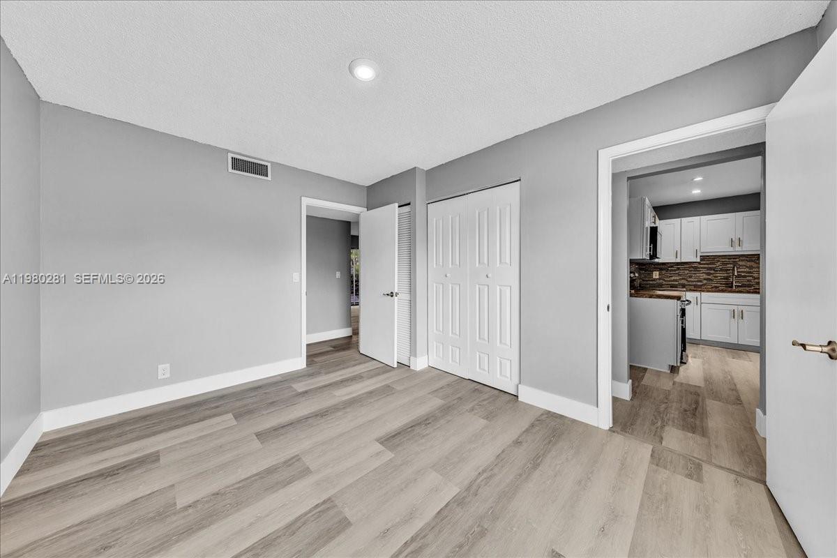 CROSS CREEK CONDO - Residential Lease