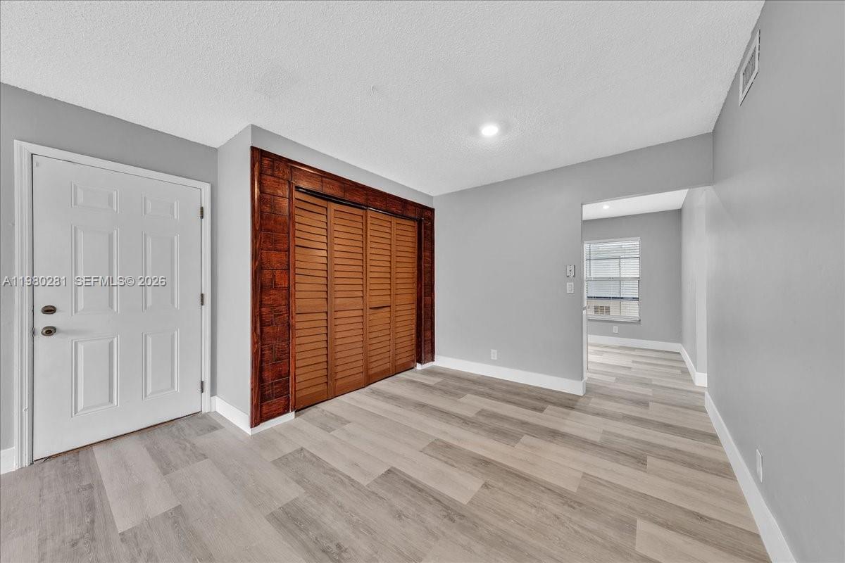 CROSS CREEK CONDO - Residential Lease