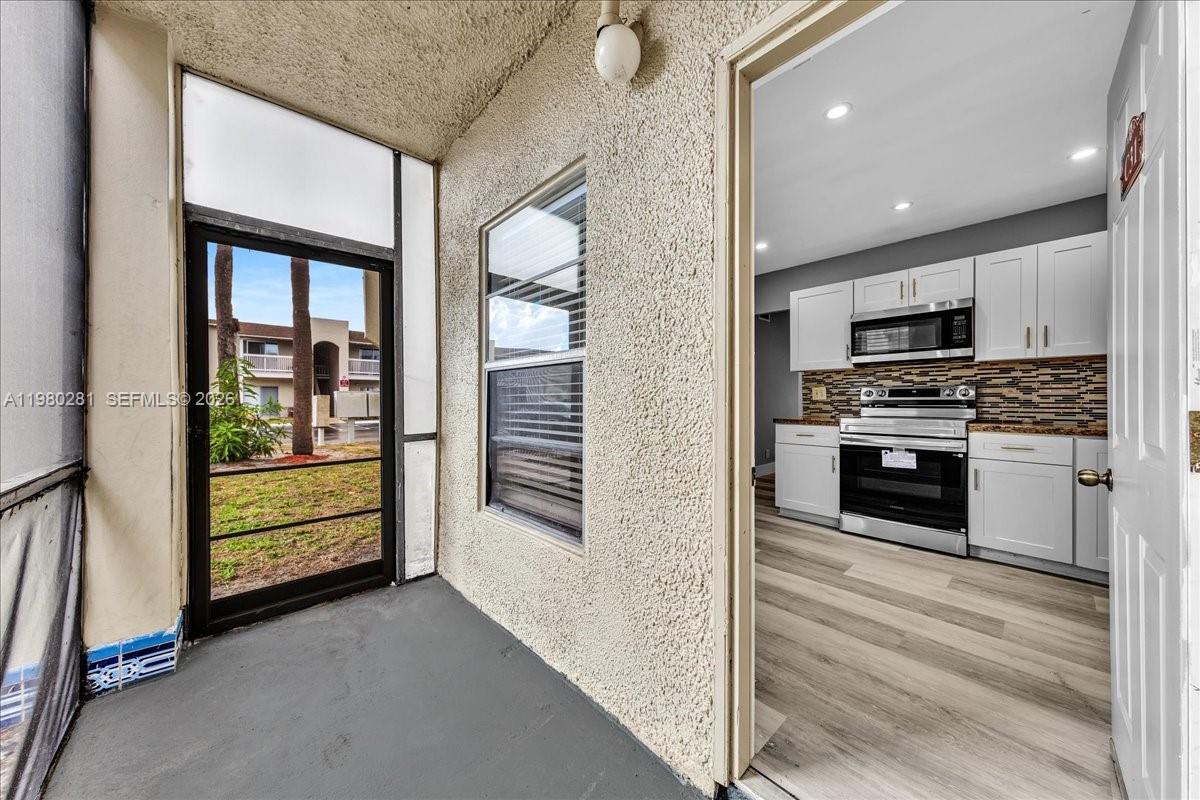 CROSS CREEK CONDO - Residential Lease