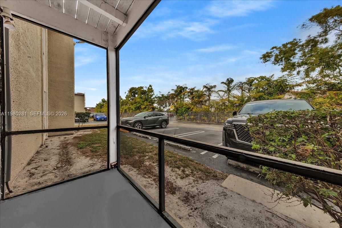 CROSS CREEK CONDO - Residential Lease