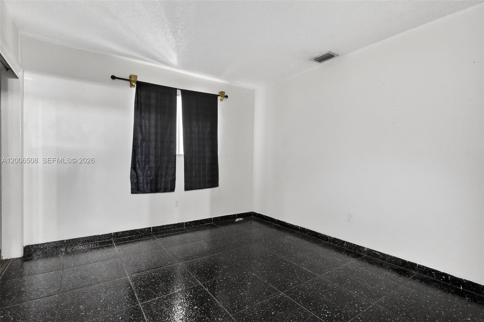 SUNSHINE VILLAGE - Residential