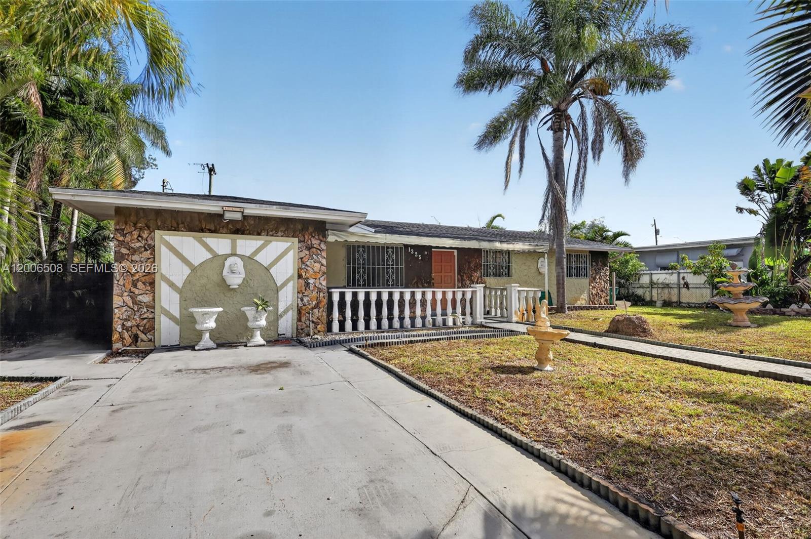 SUNSHINE VILLAGE - Residential