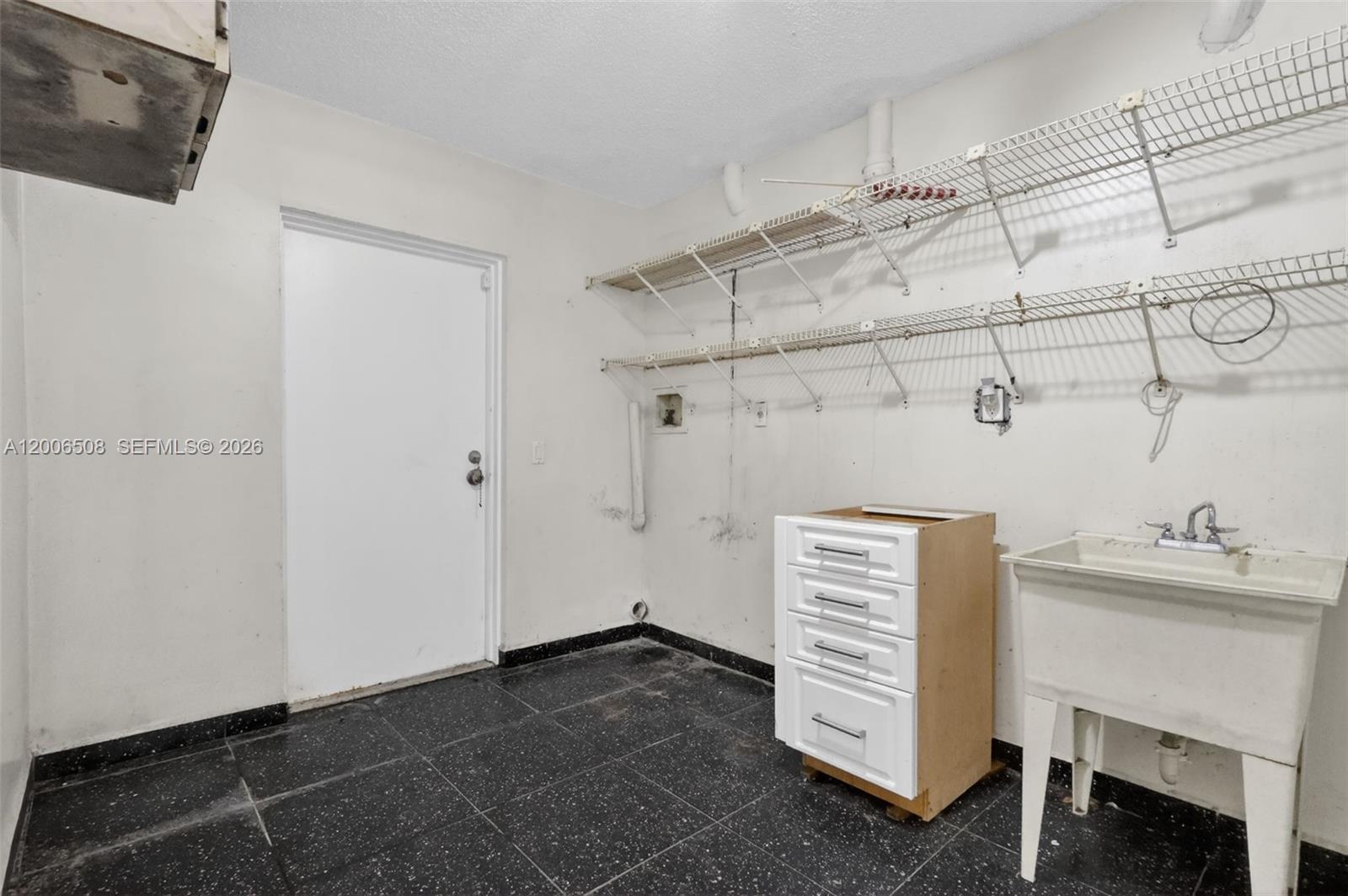 SUNSHINE VILLAGE - Residential