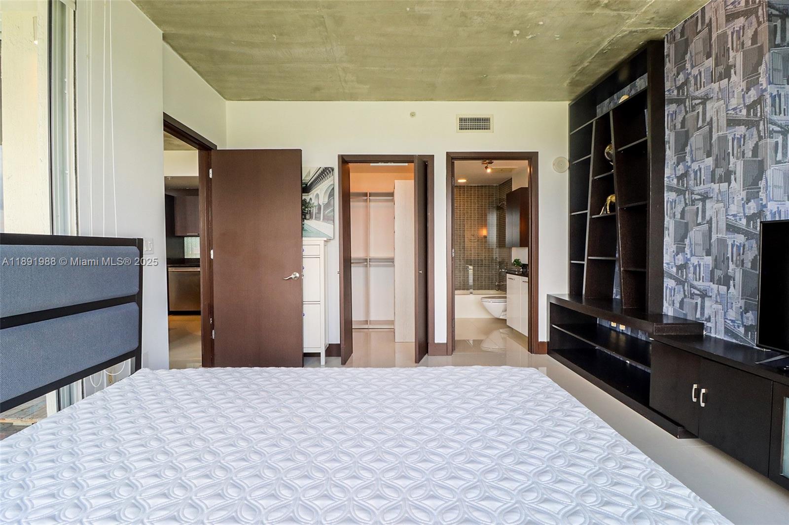 TWO MIDTOWN MIAMI CONDO - Residential