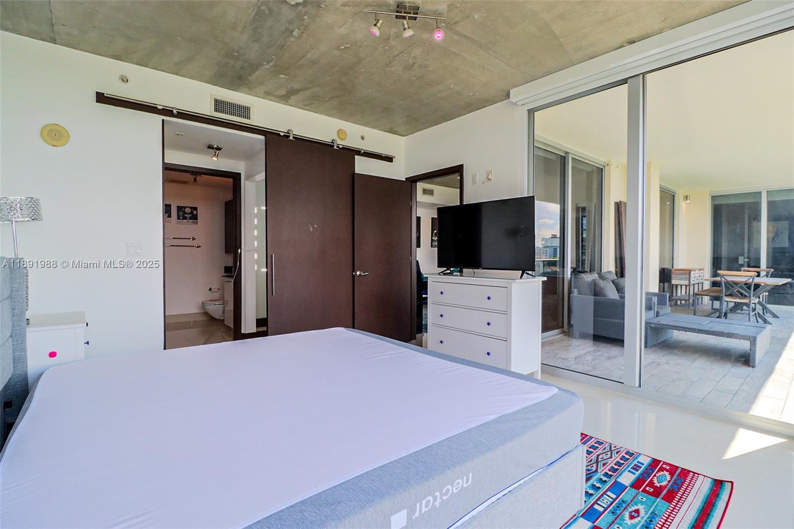 TWO MIDTOWN MIAMI CONDO - Residential