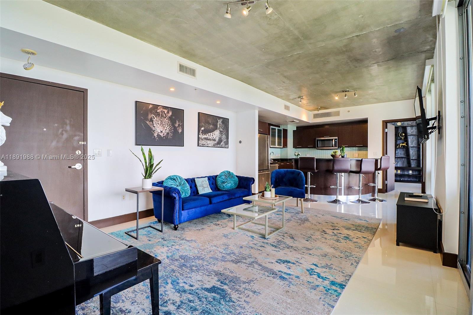 3451 NE 1st Ave M0804