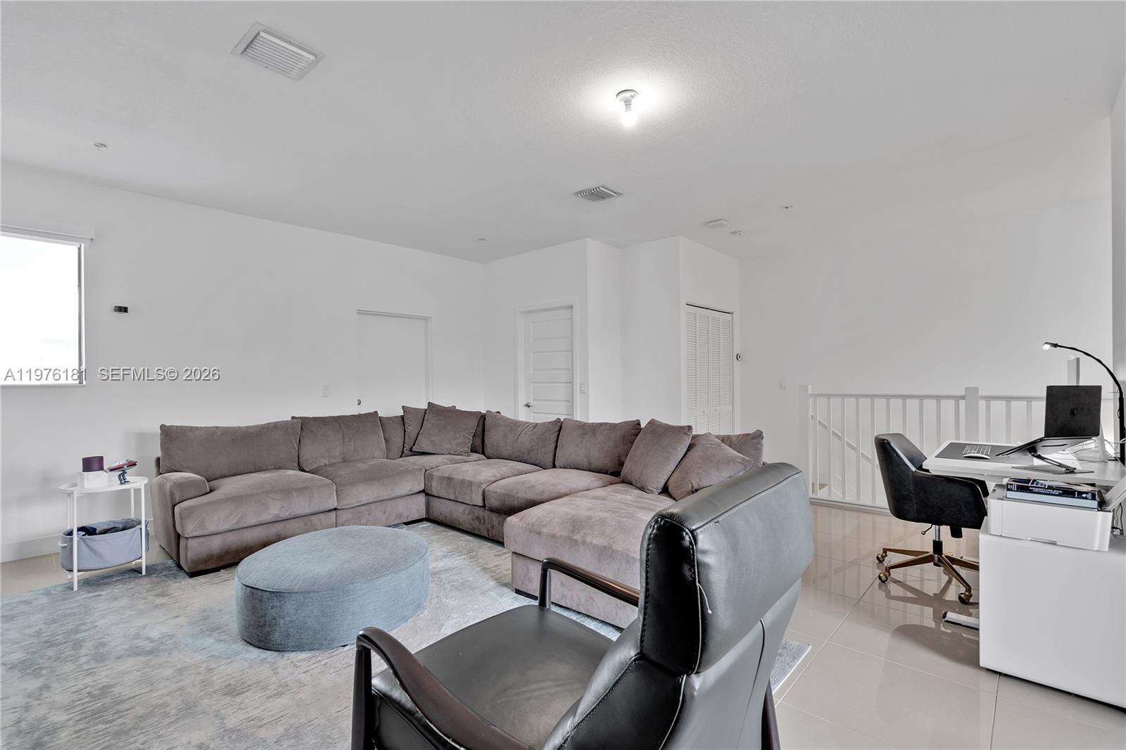 DOWNTOWN DORAL SOUTH PHAS - Residential