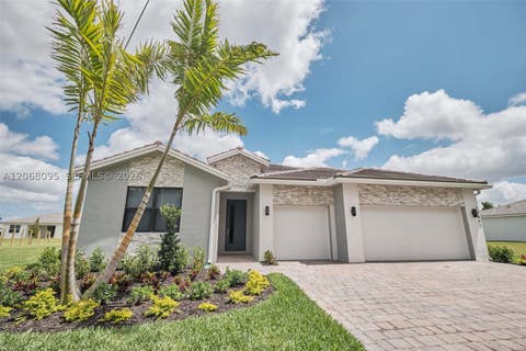 Photo of 29447 SW 179th Ave, Homestead, FL 33030 (MLS # A12068095)