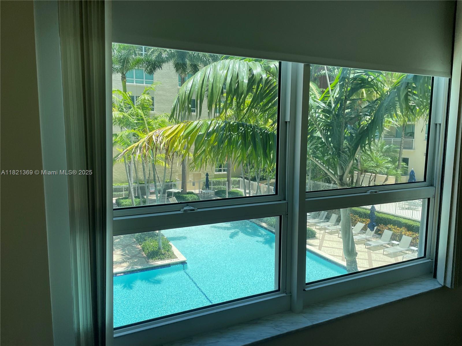 2000 N Bayshore Dr 201