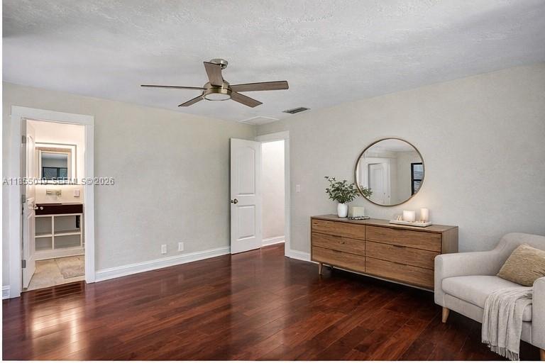 HILLS OF INVERRARY TRACT - Residential